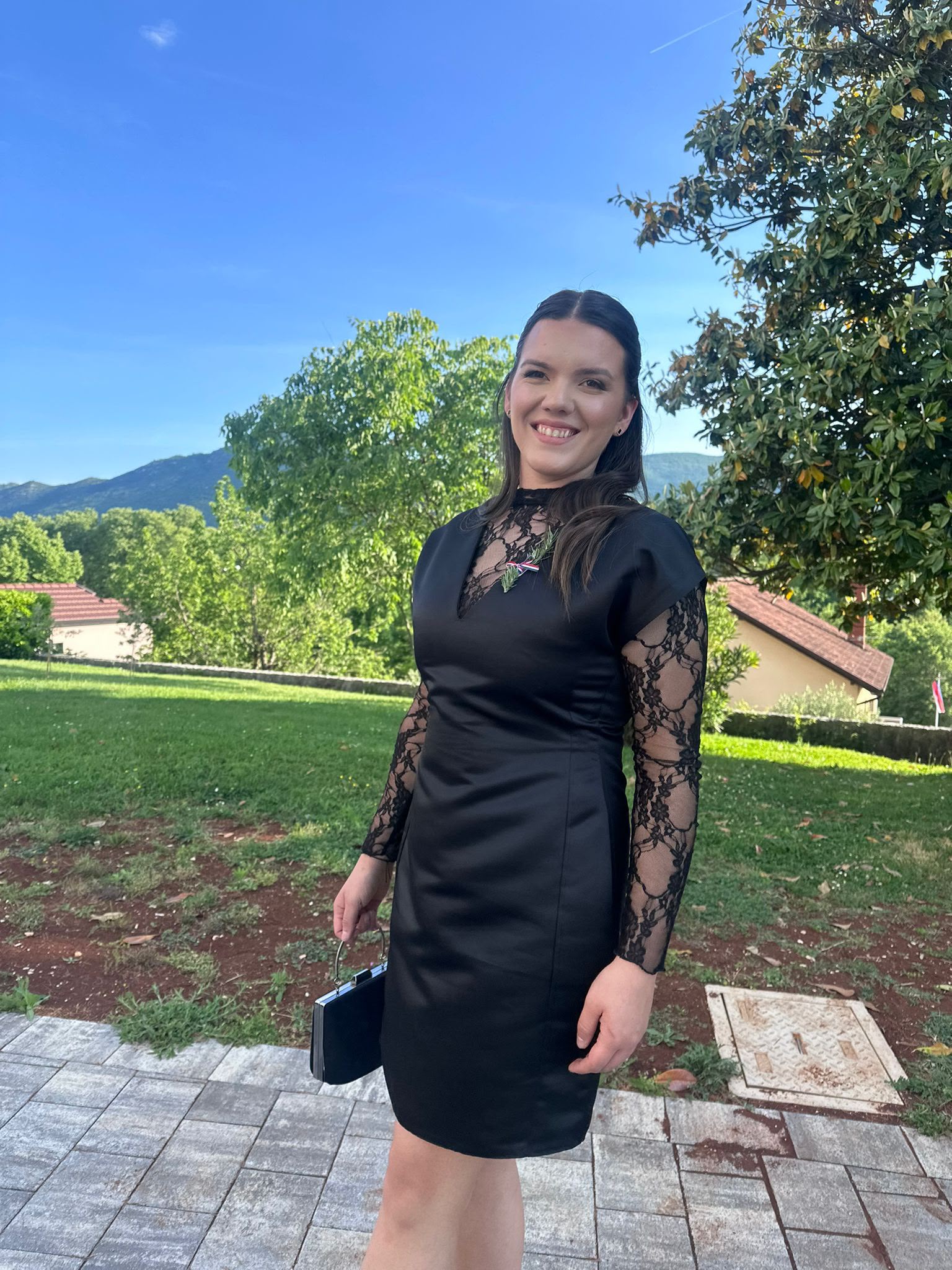 Crna haljina po mjeri šIva Design ručni rad krojačica