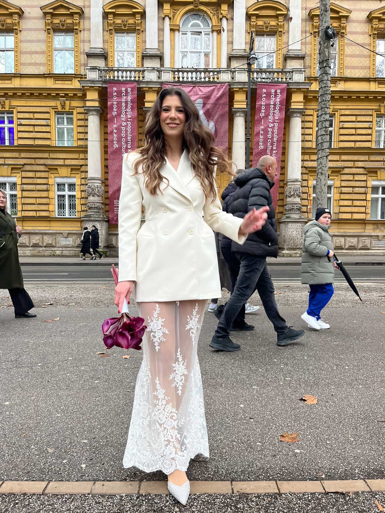 Bijela haljina s suknjom po mjeri šIva Design